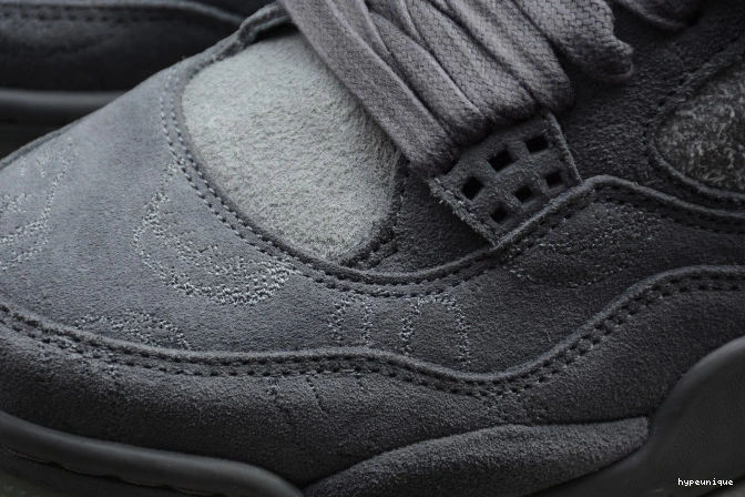 HYPE 4 930155-003 Cool Grey x KAWS Air Jordan 0714